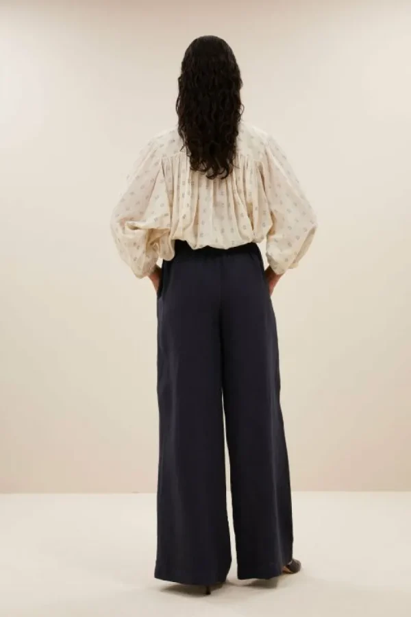By bar Blouses<becky dali blouse | dali blue