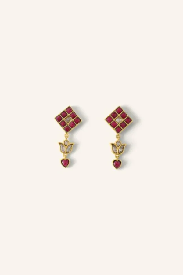 By bar Oorbellen<gyan earring | ruby