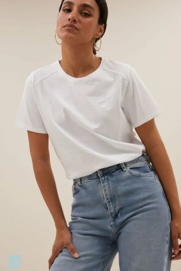 By bar Tops & Shirts<holy logo top | bright white