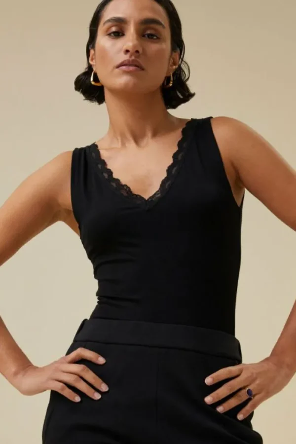 By bar Tops & Shirts<lace singlet | black