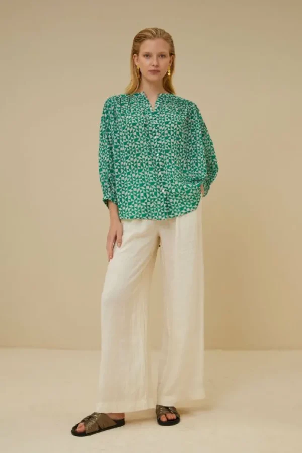By bar Blouses<lucy graphic blouse | graphic green