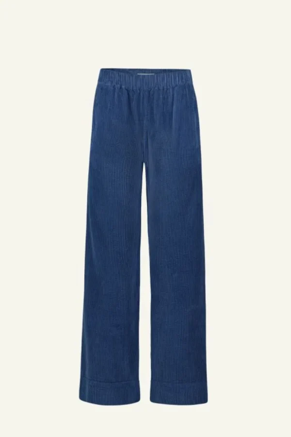By bar Broeken<mees cord pants | bright oil blue