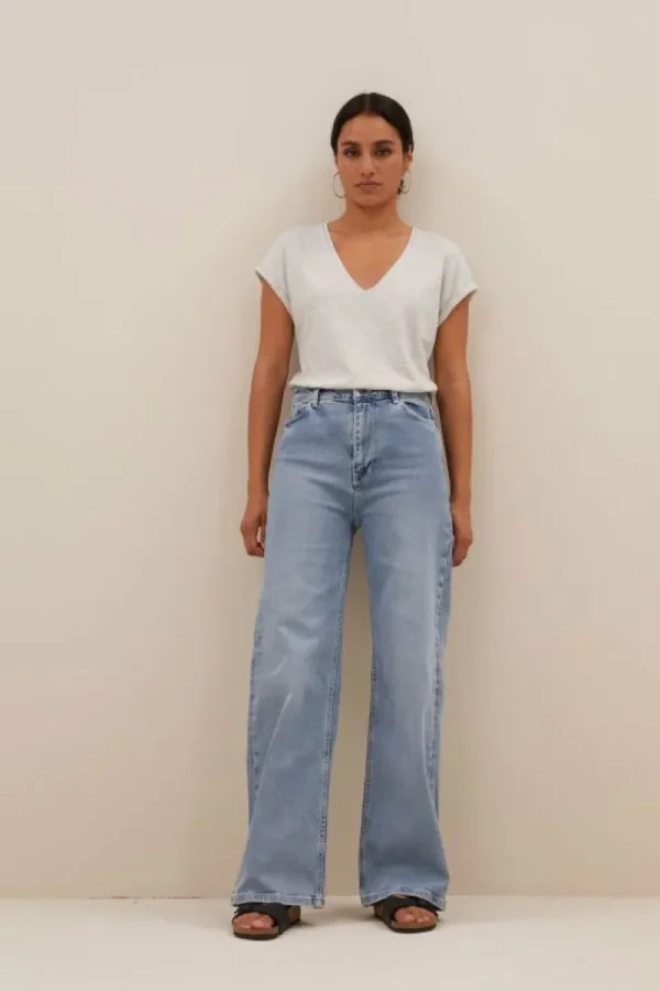 By bar Tops & Shirts<momi logo top | light grey melee