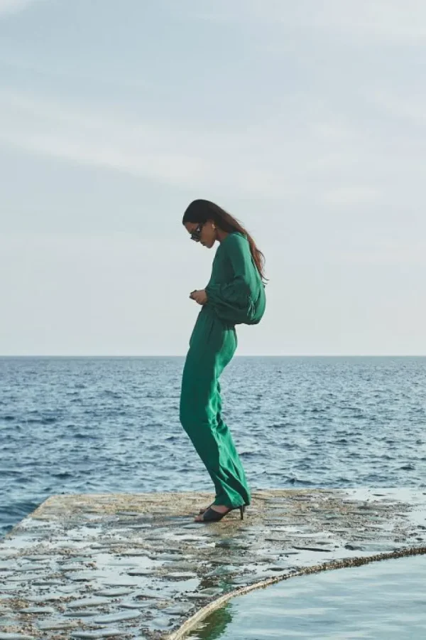 By bar Broeken<robyn satin stripe pant | evergreen