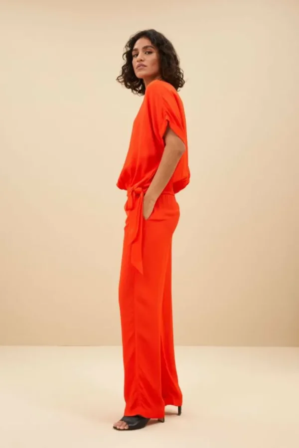 By bar Broeken<robyn satin stripe pant | bright poppy